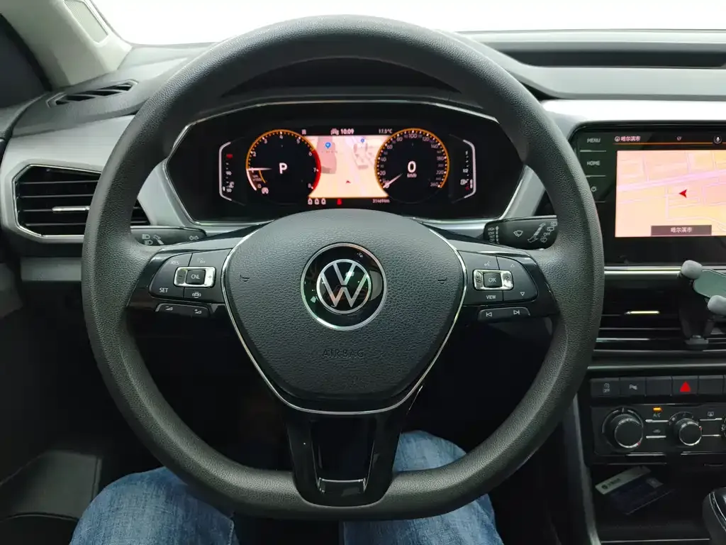 Volkswagen T-Cross — фото 8