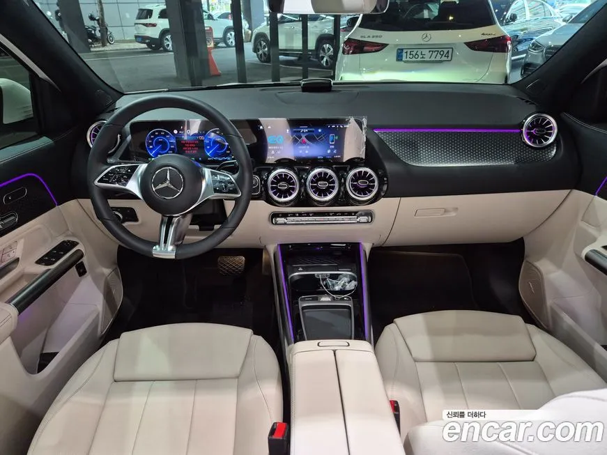 Mercedes-Benz EQA — фото 10
