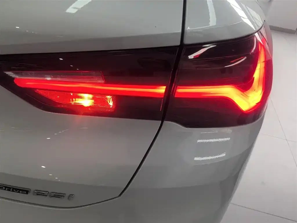 BMW X2 — фото 8