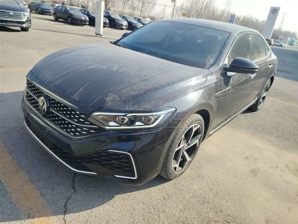 Volkswagen Passat — фото 4