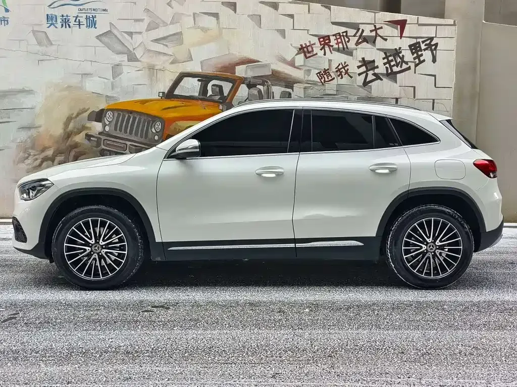 Mercedes-Benz GLA — фото 5