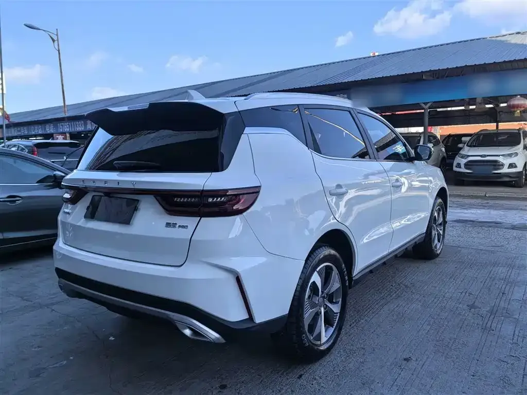 Geely Haoyue PRO — фото 9