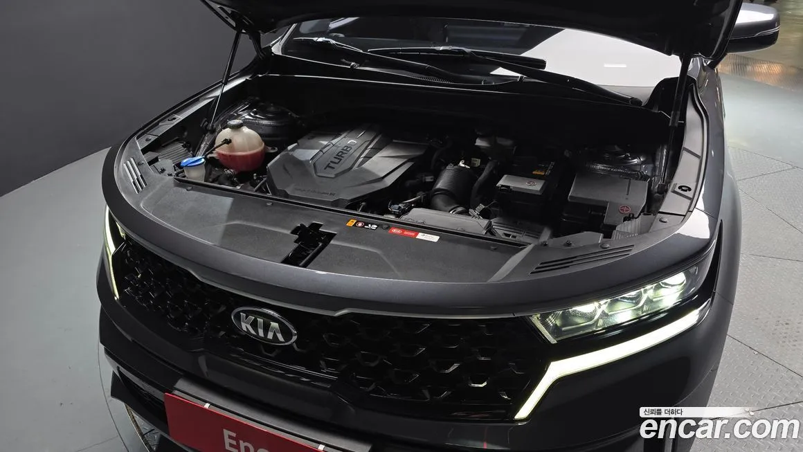 Kia Sorento — фото 6