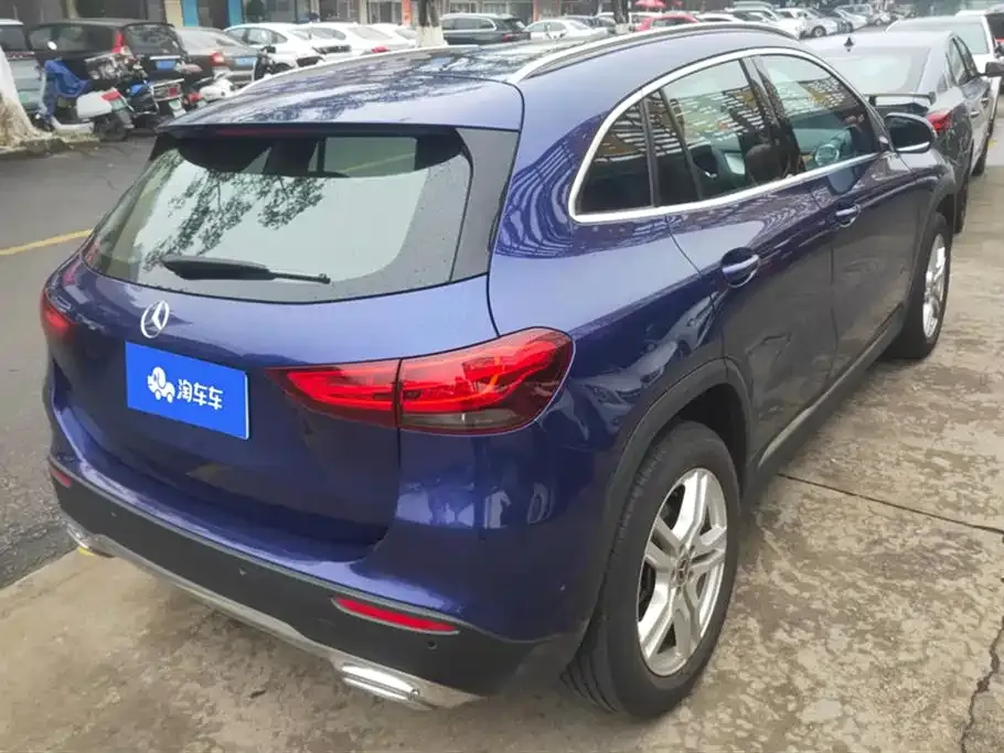Mercedes-Benz GLA — фото 10