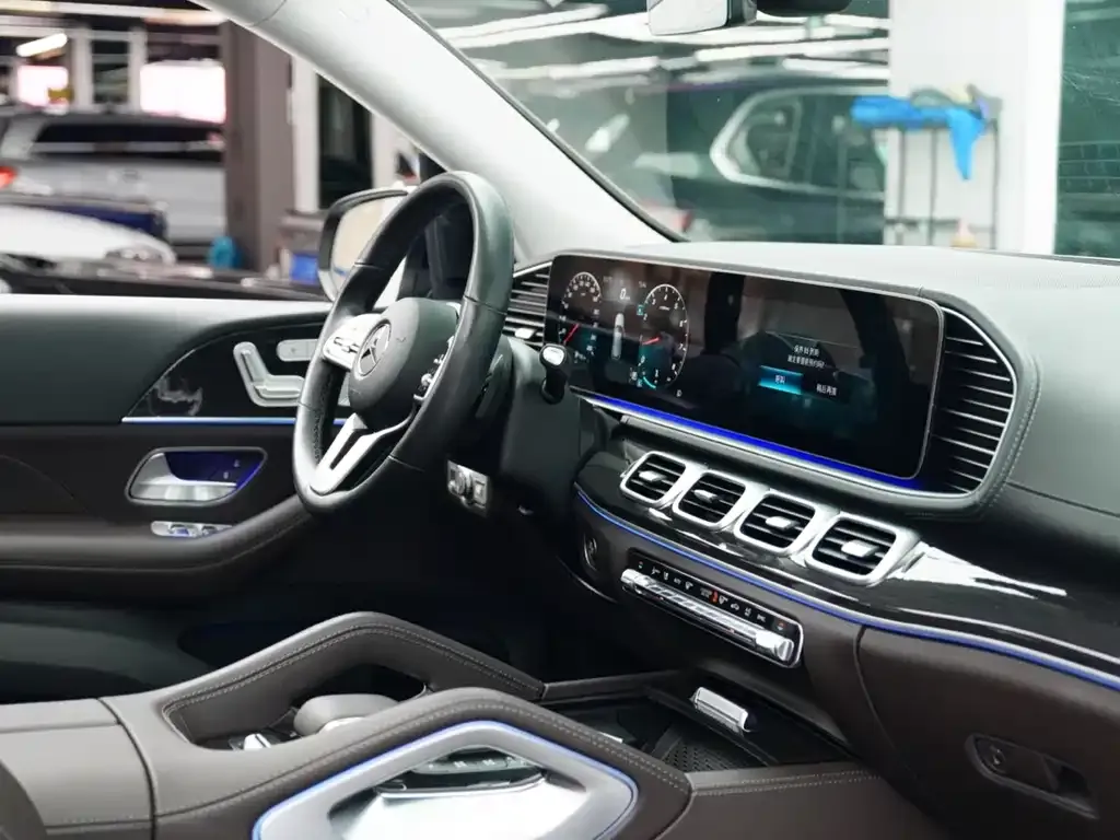 Mercedes-Benz GLE — фото 10
