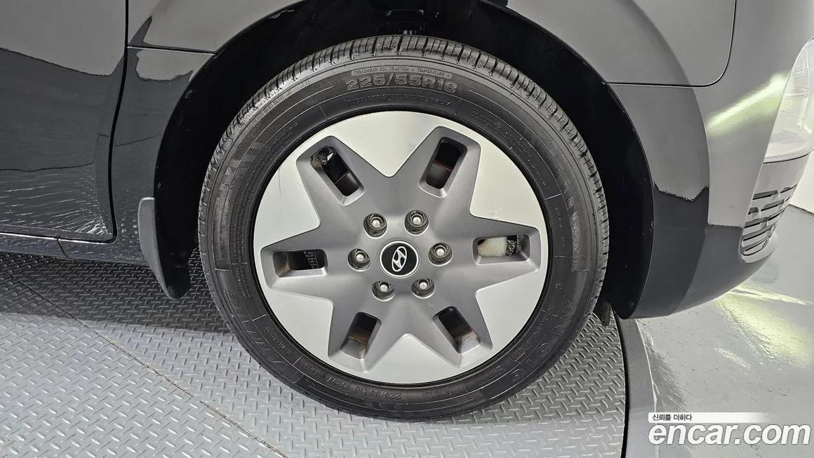 Hyundai Staria — фото 8