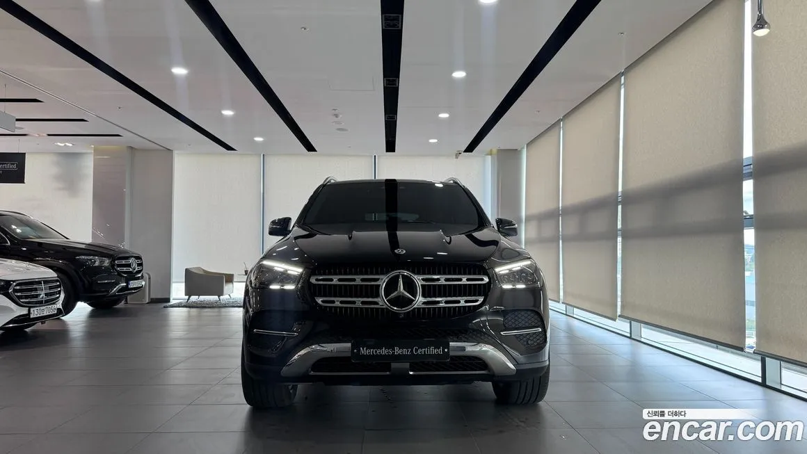 Mercedes-Benz GLE-Class — фото 6