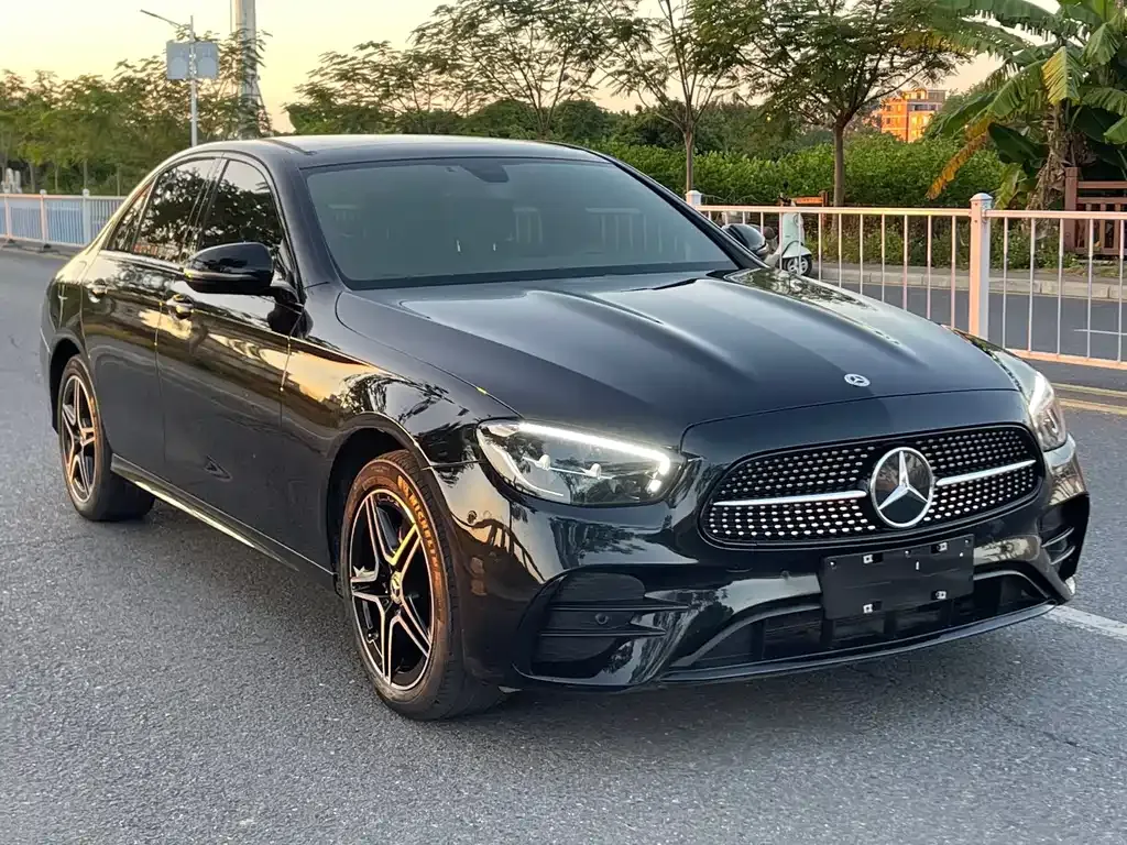 Mercedes-Benz E-Class (Import) — фото 7