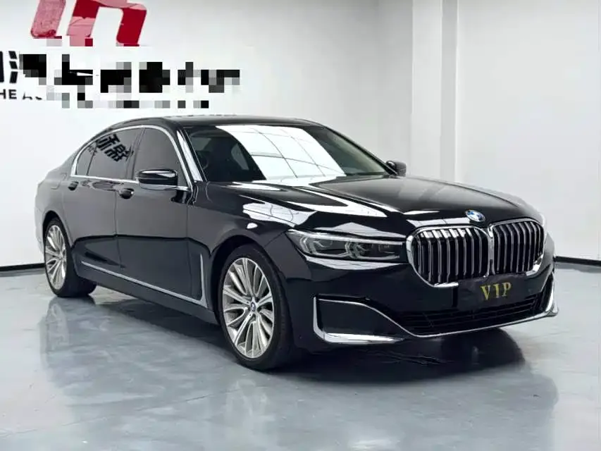 BMW 7 Series — фото 4