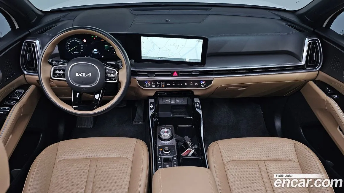 Kia Sorento — фото 7