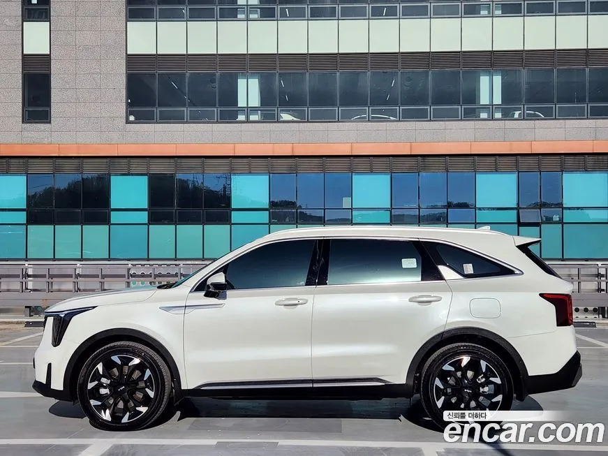 Kia Sorento — фото 9