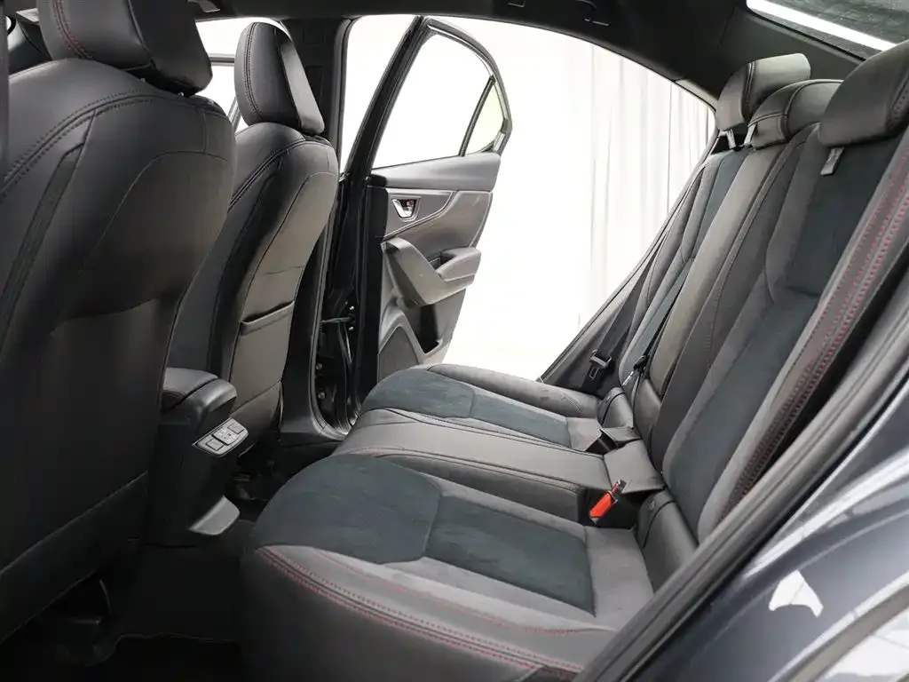 Subaru WRX — фото 10