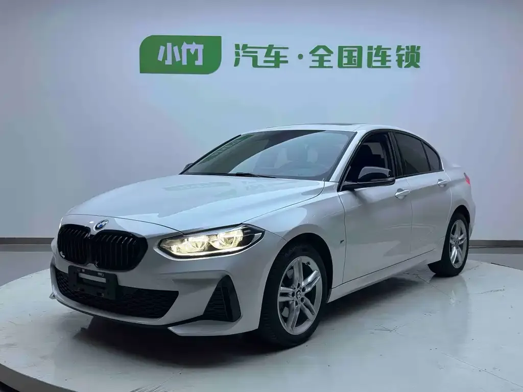 BMW 1 Series — фото 1
