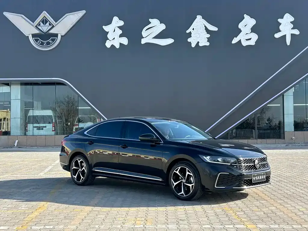 Volkswagen Passat — фото 4