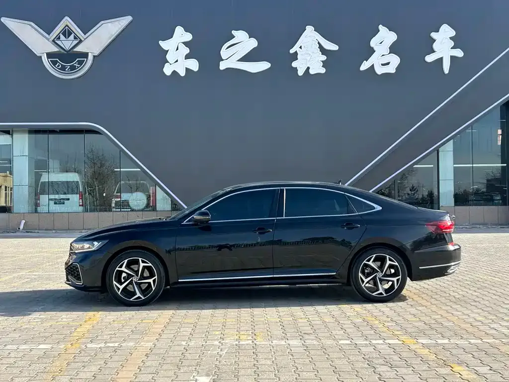 Volkswagen Passat — фото 5
