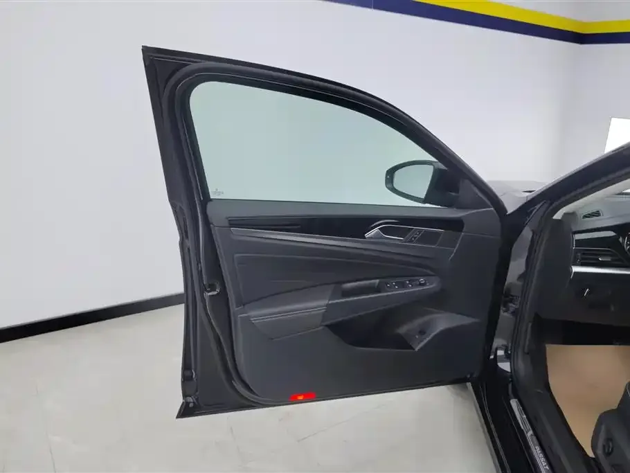 Volkswagen Passat — фото 2
