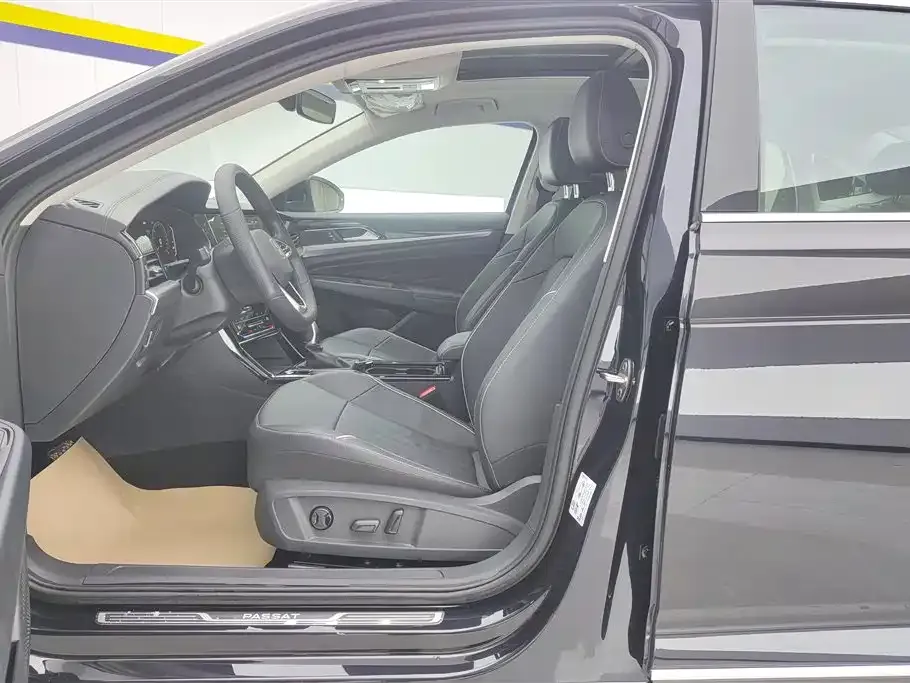 Volkswagen Passat — фото 5