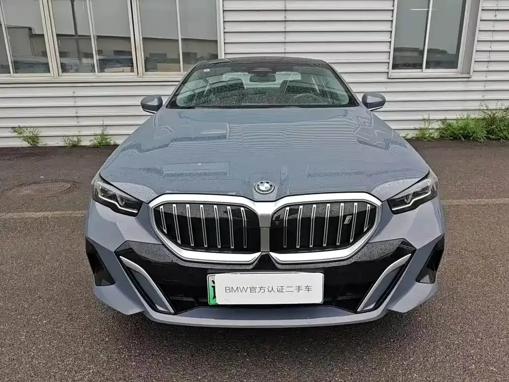 BMW i5 — фото 10