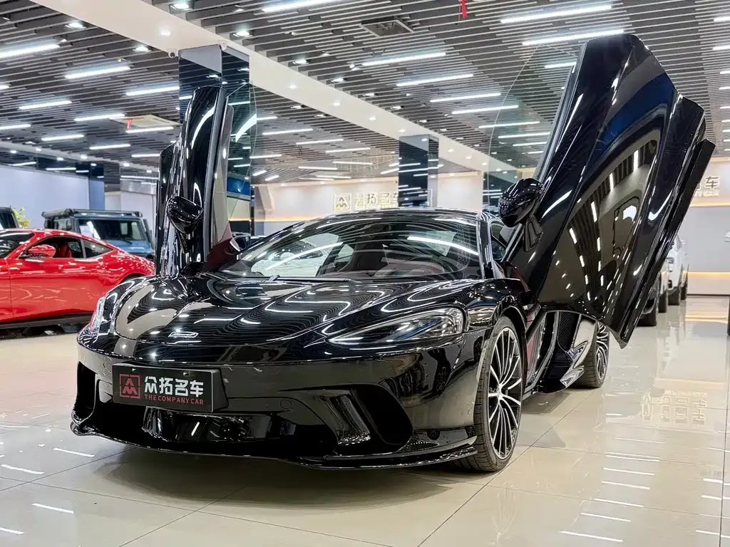 McLaren GT — фото 1