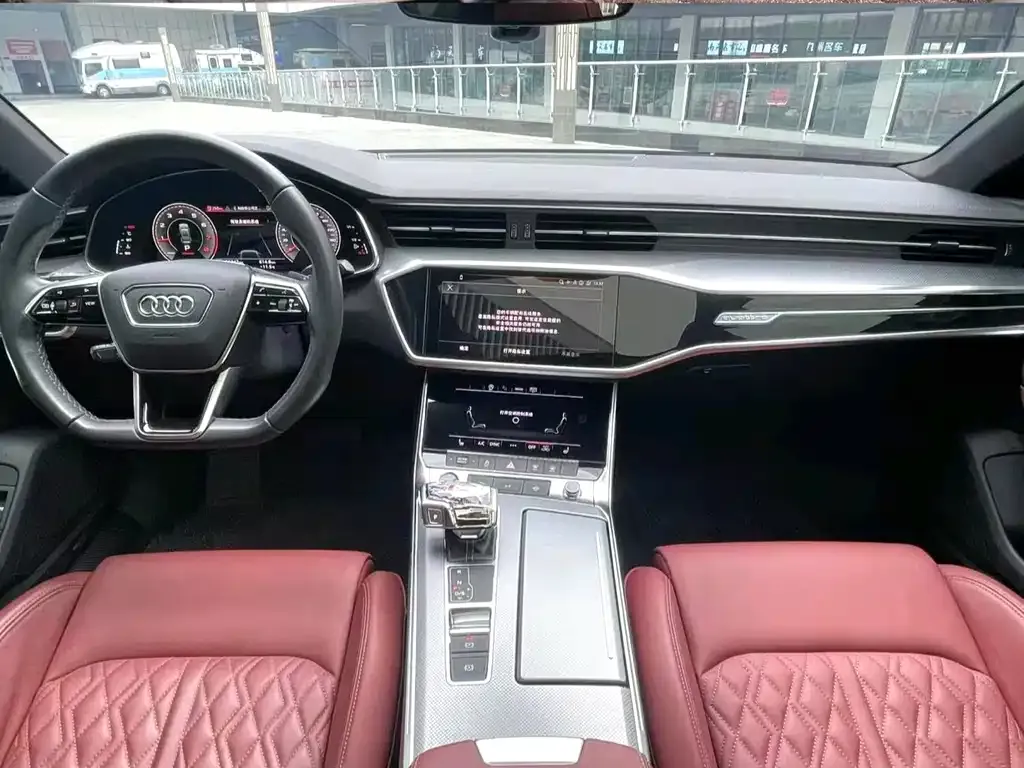 Audi A7L — фото 5