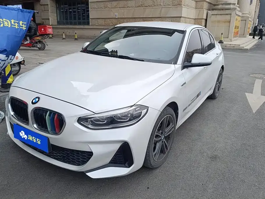 BMW 1 Series — фото 1