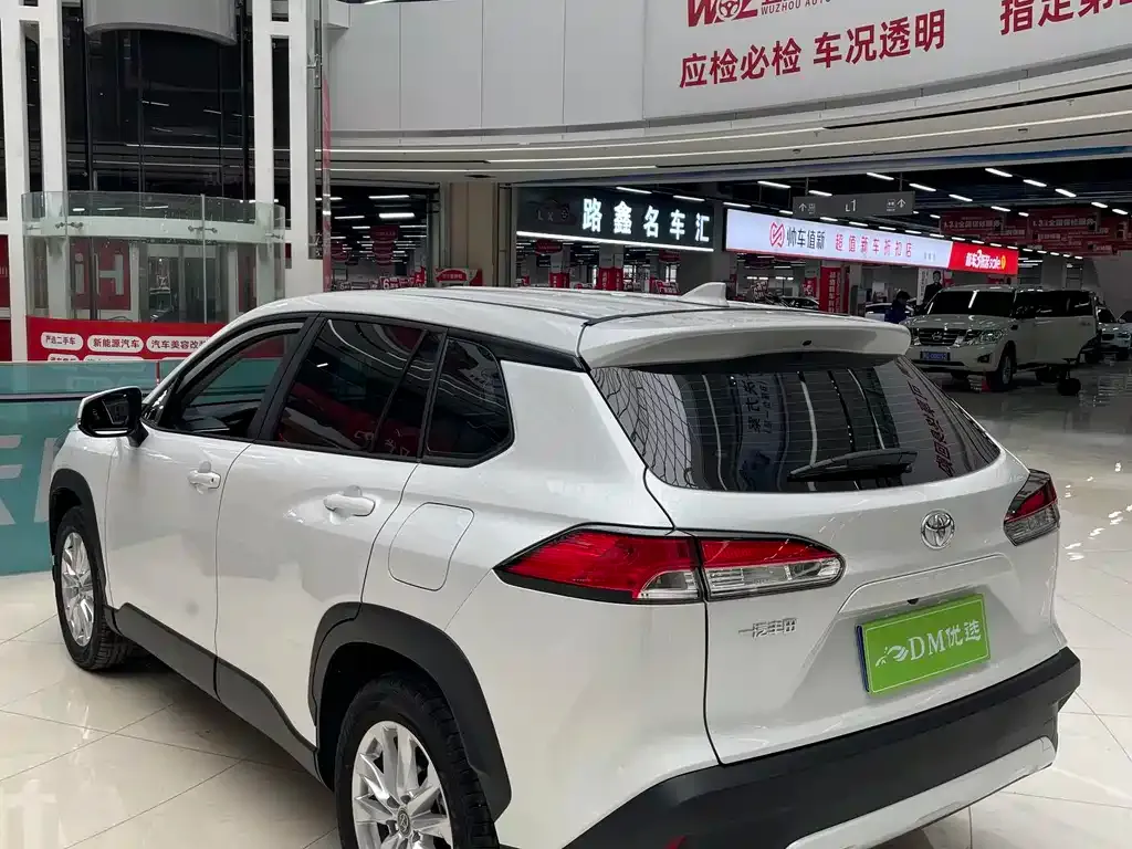 Toyota Corolla Cross — фото 3
