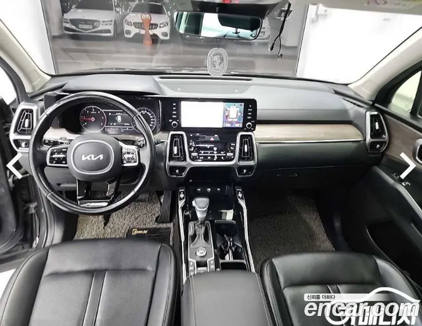 Kia Sorento — фото 5