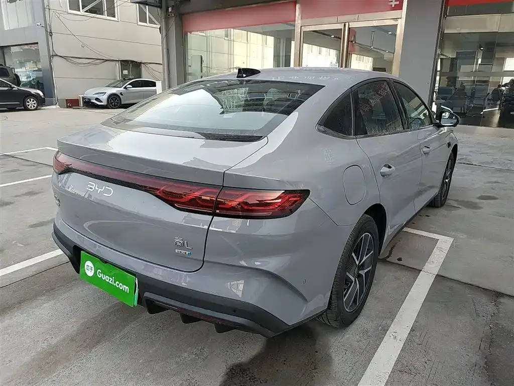 BYD Qin L — фото 8