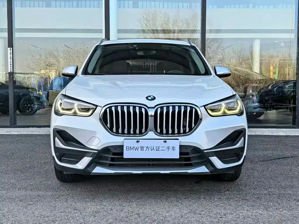 BMW X1 — фото 2