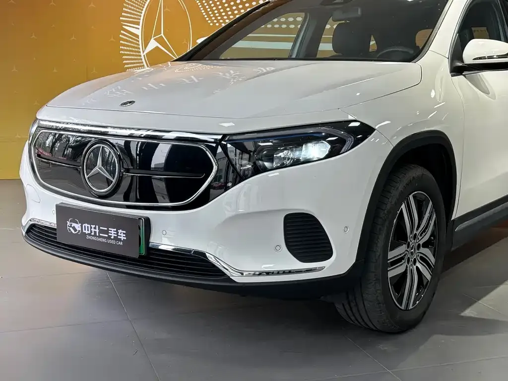 Mercedes-Benz EQA — фото 10