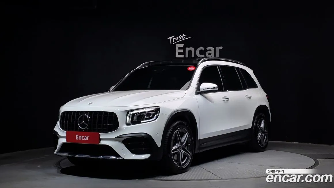 Mercedes-Benz GLB-Class — фото 1