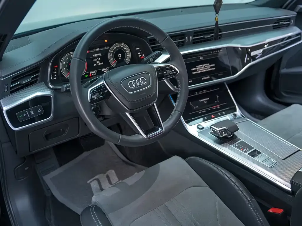 Audi A6L — фото 9