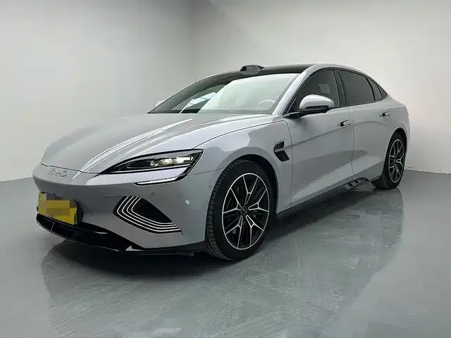 BYD Seal — фото 1
