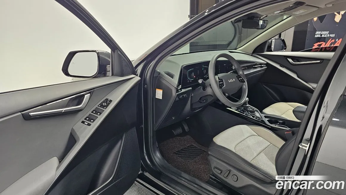 Kia Niro — фото 10