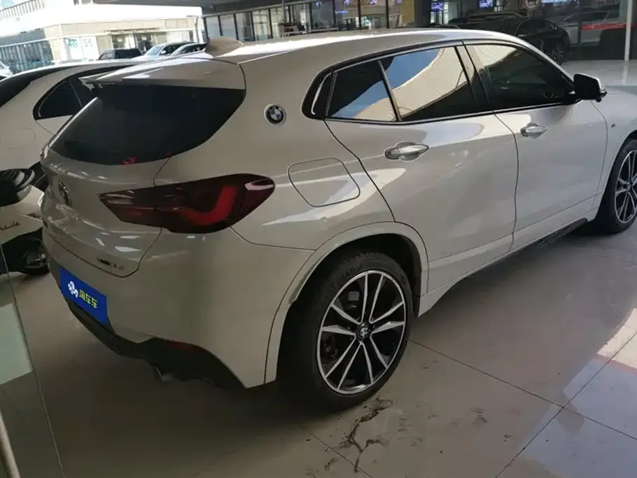 BMW X2 — фото 10