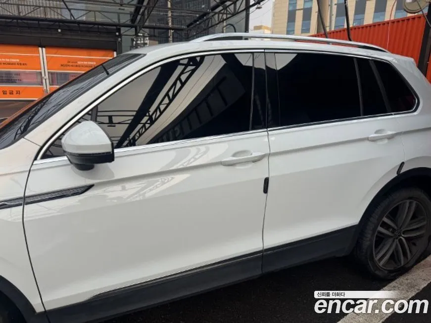Volkswagen Tiguan — фото 2
