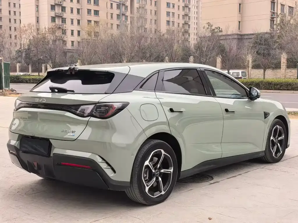 BYD Seal 06GT — фото 3