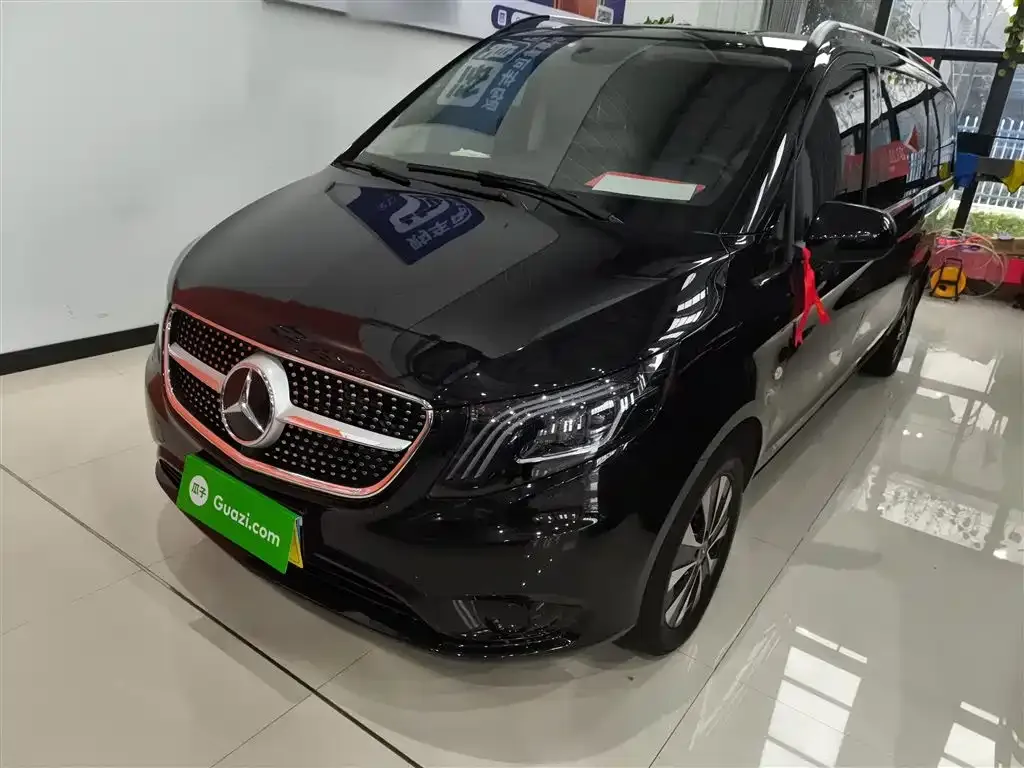 Mercedes-Benz Vito — фото 1