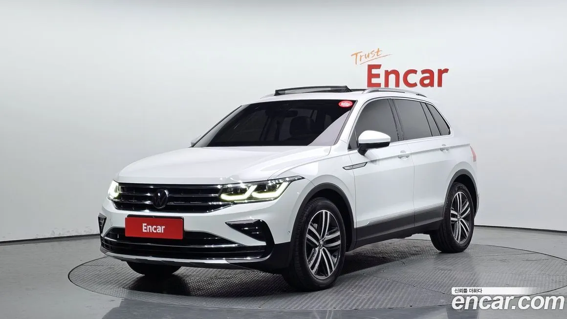 Volkswagen Tiguan — фото 1