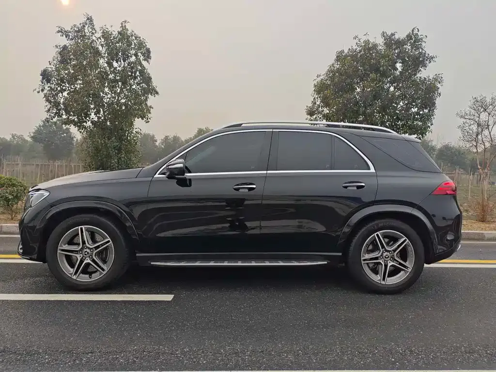 Mercedes-Benz GLE — фото 8