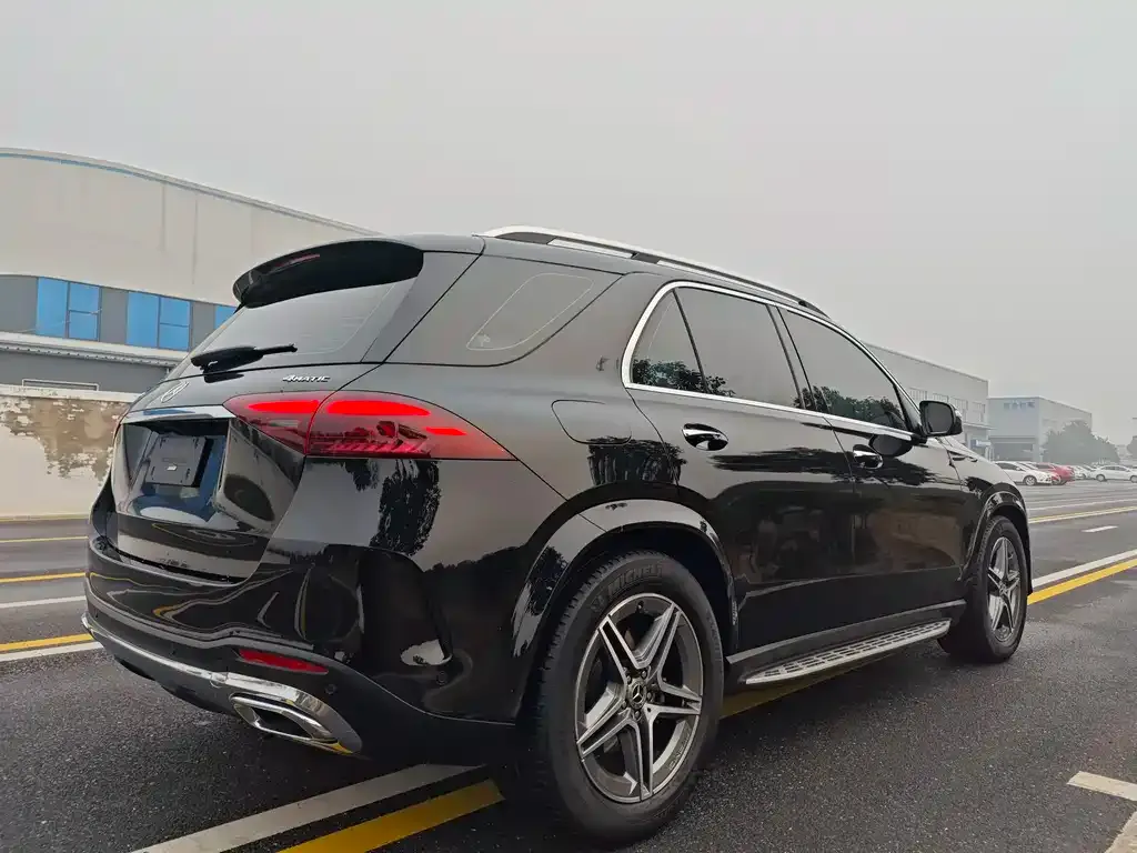 Mercedes-Benz GLE — фото 7