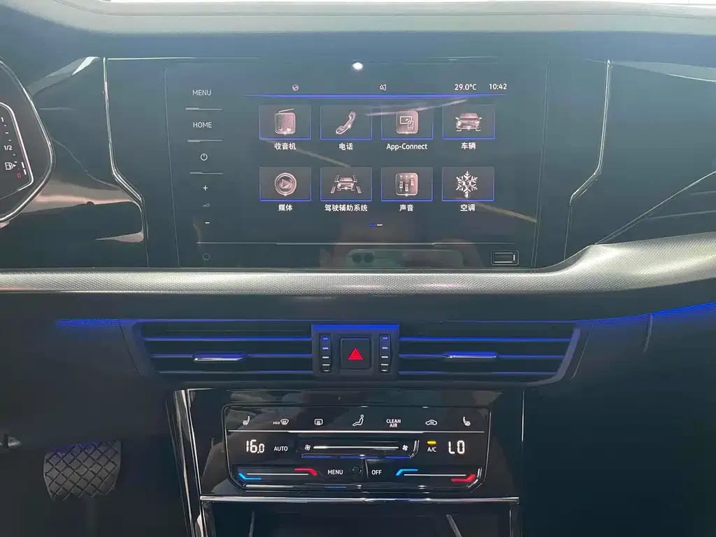 Volkswagen Passat — фото 5