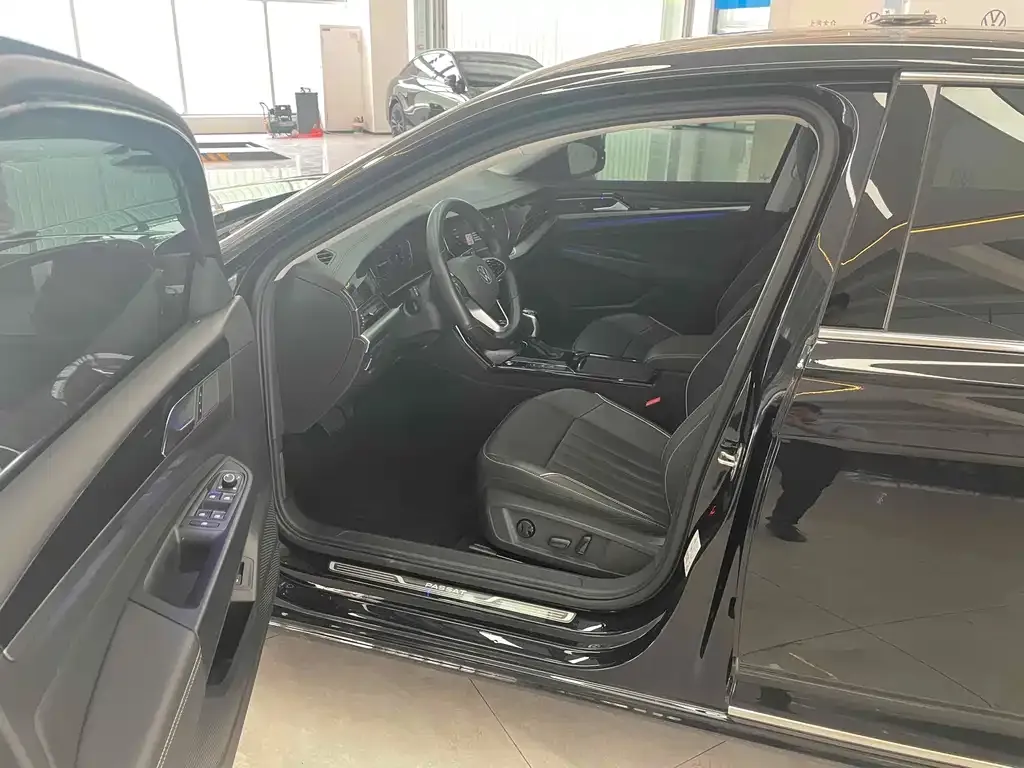 Volkswagen Passat — фото 9