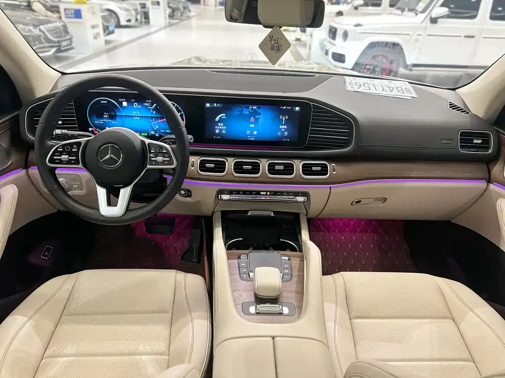 Mercedes-Benz GLS — фото 5