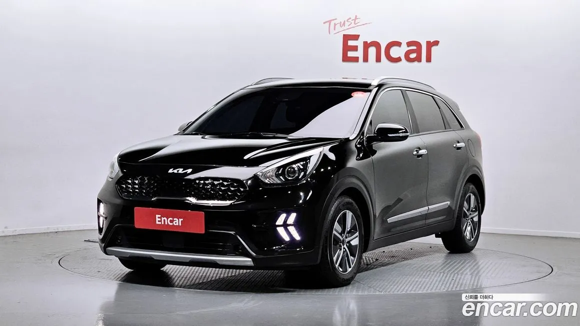 Kia Niro — фото 1