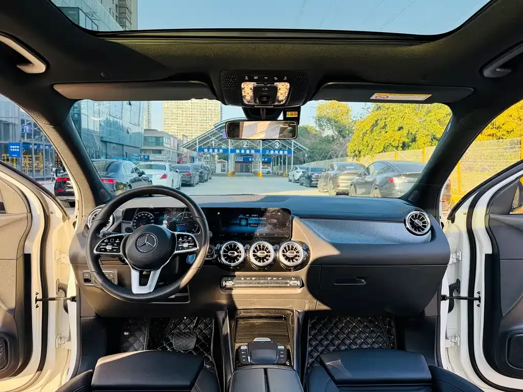 Mercedes-Benz GLA — фото 3