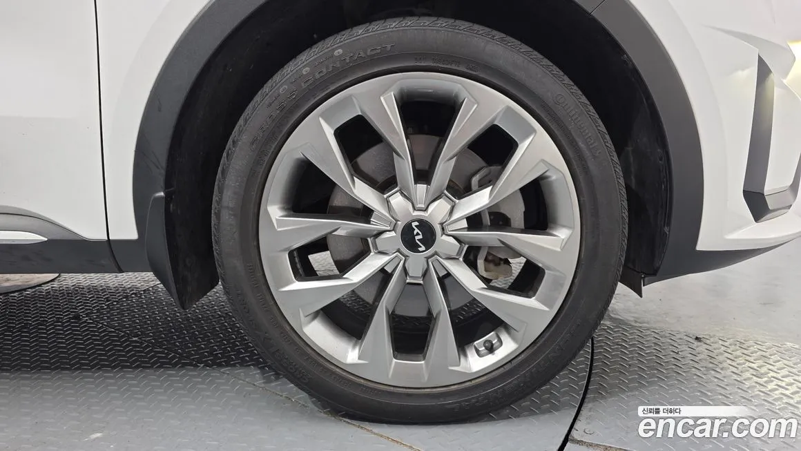Kia Sorento — фото 5