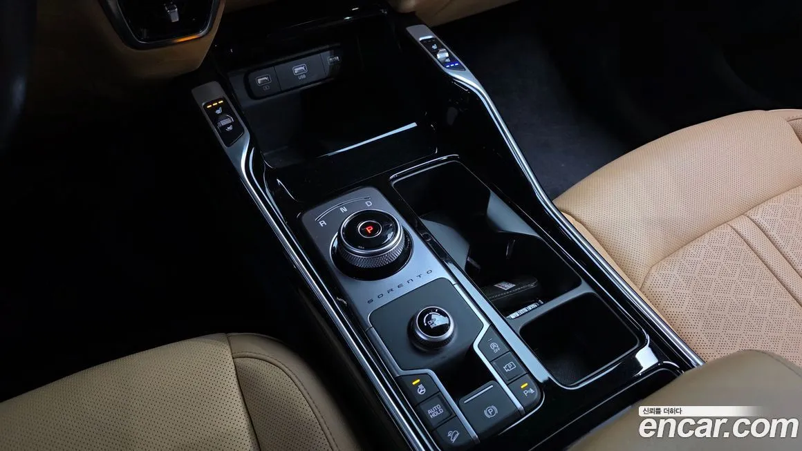 Kia Sorento — фото 9