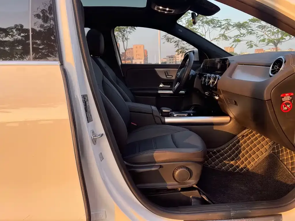 Mercedes-Benz GLA — фото 3