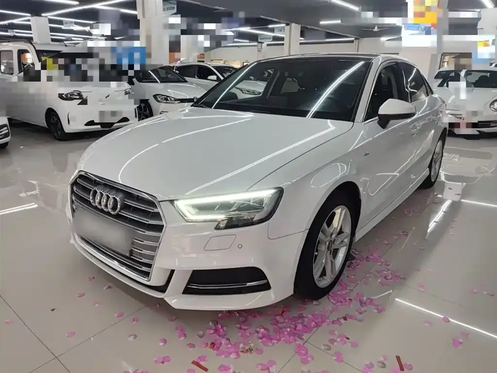 Audi A3 — фото 2